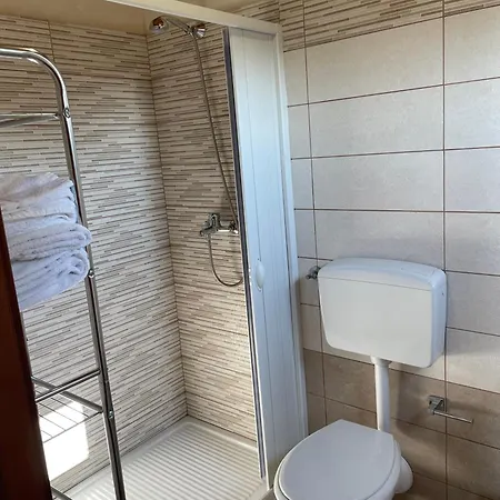 Cocus Oda ve Kahvaltı 3*