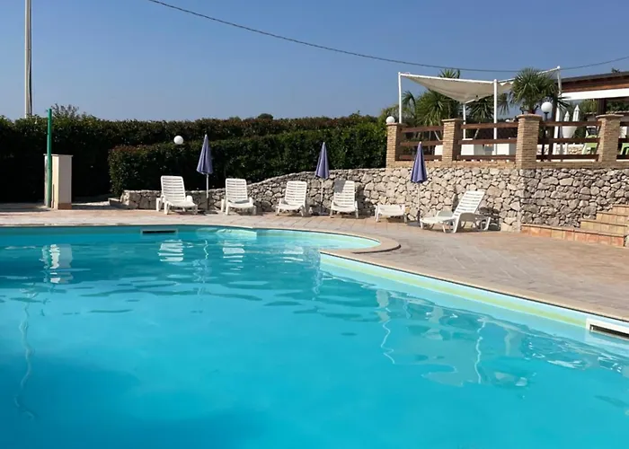 Cocus Bed and breakfast 3*